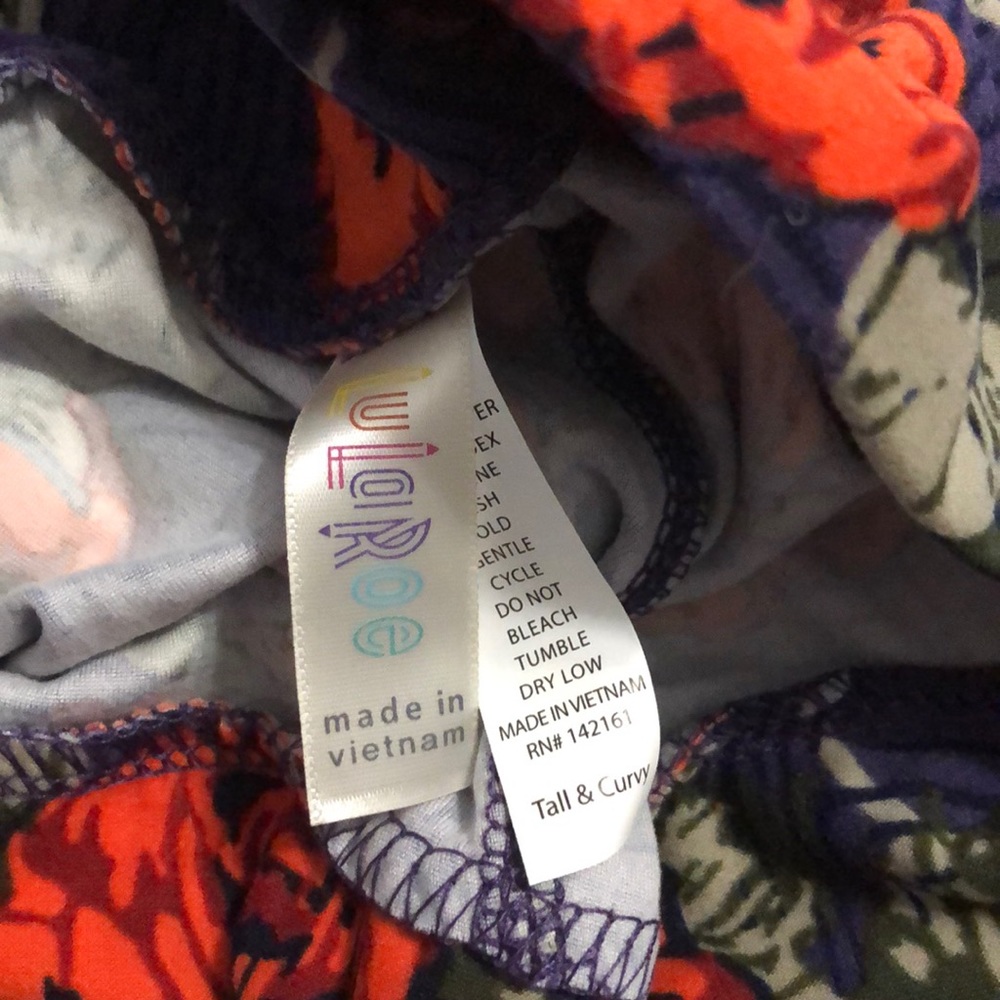 LuLaRoe TC Leggings - Picture 3 of 3
